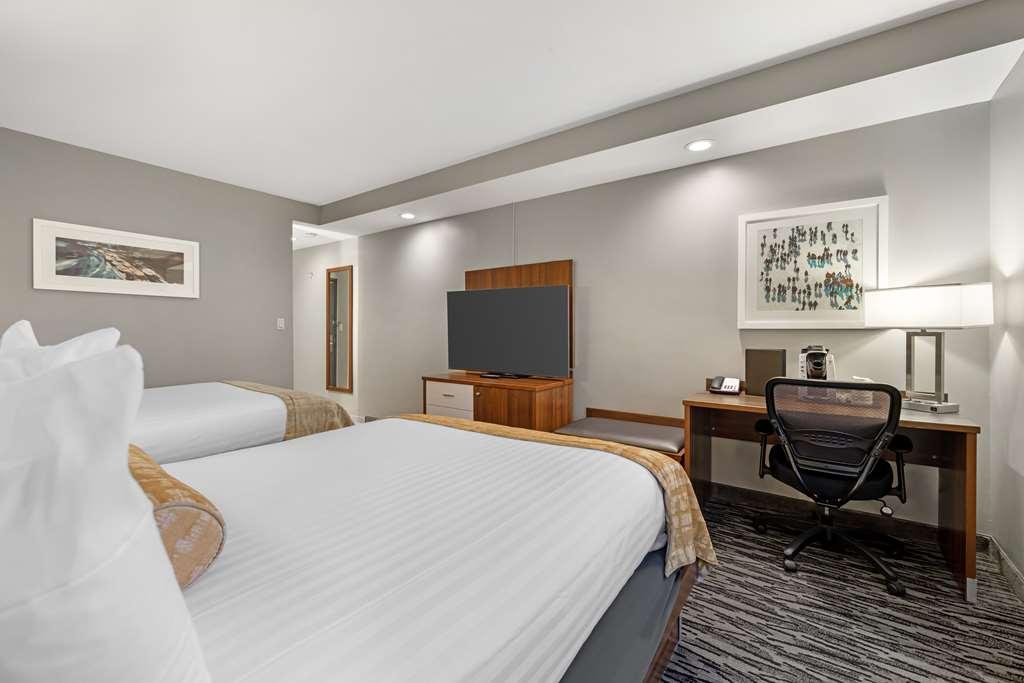 Best Western On The Avenue Buffalo Room photo